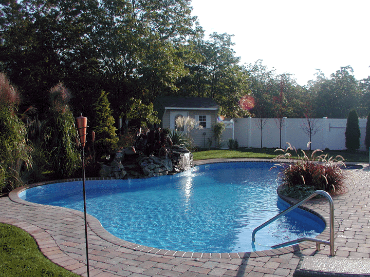 Pool completed.GIF (262666 bytes)